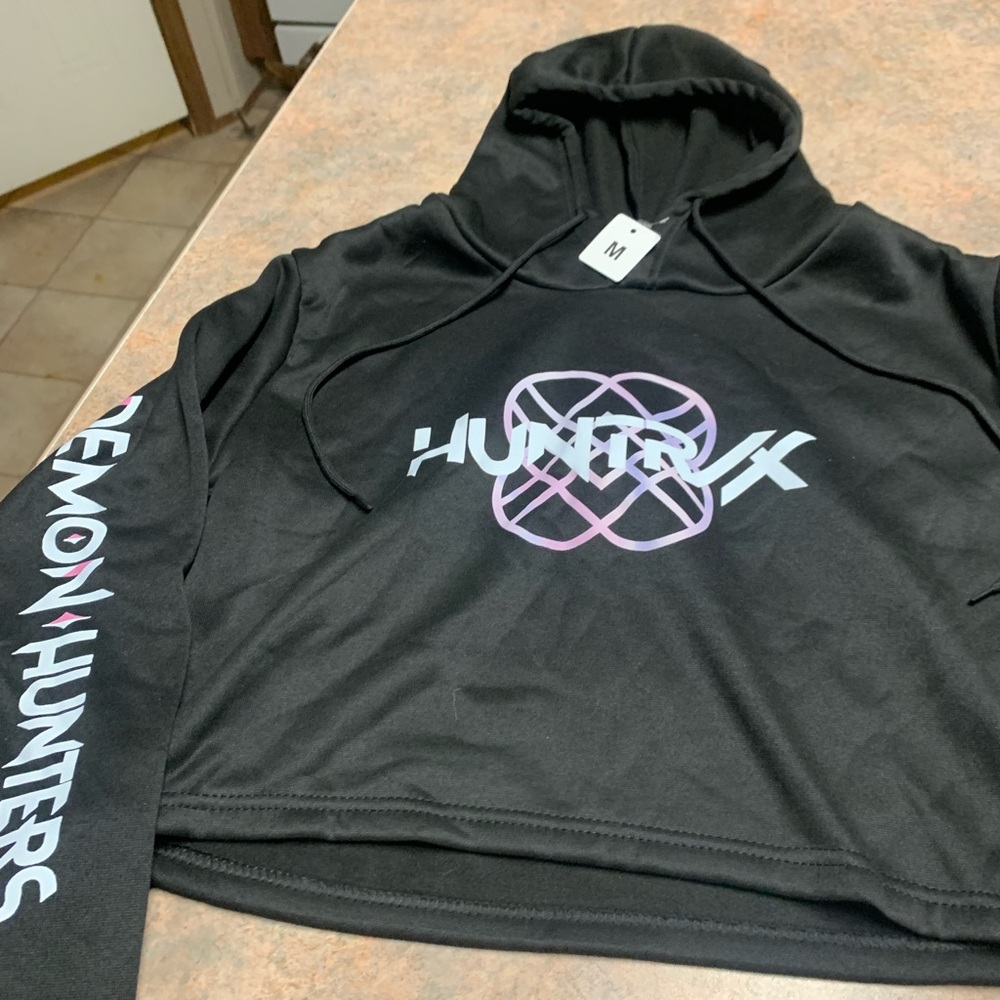 Huntrix/Demon Hunters Hooded Sweatshirt (new) - Picture 4 of 7
